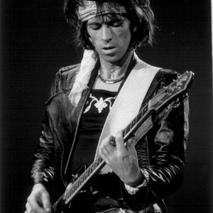 Rolling Stones: Keith Richards 24x36 inch rolled wall poster