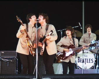 ビートルズ　シェアスタジアムコンサート未使用チケット、証明書、ポスター DIGITAL PRINTABLE FILE Only*** the Beatles Ticket Stub Artwork