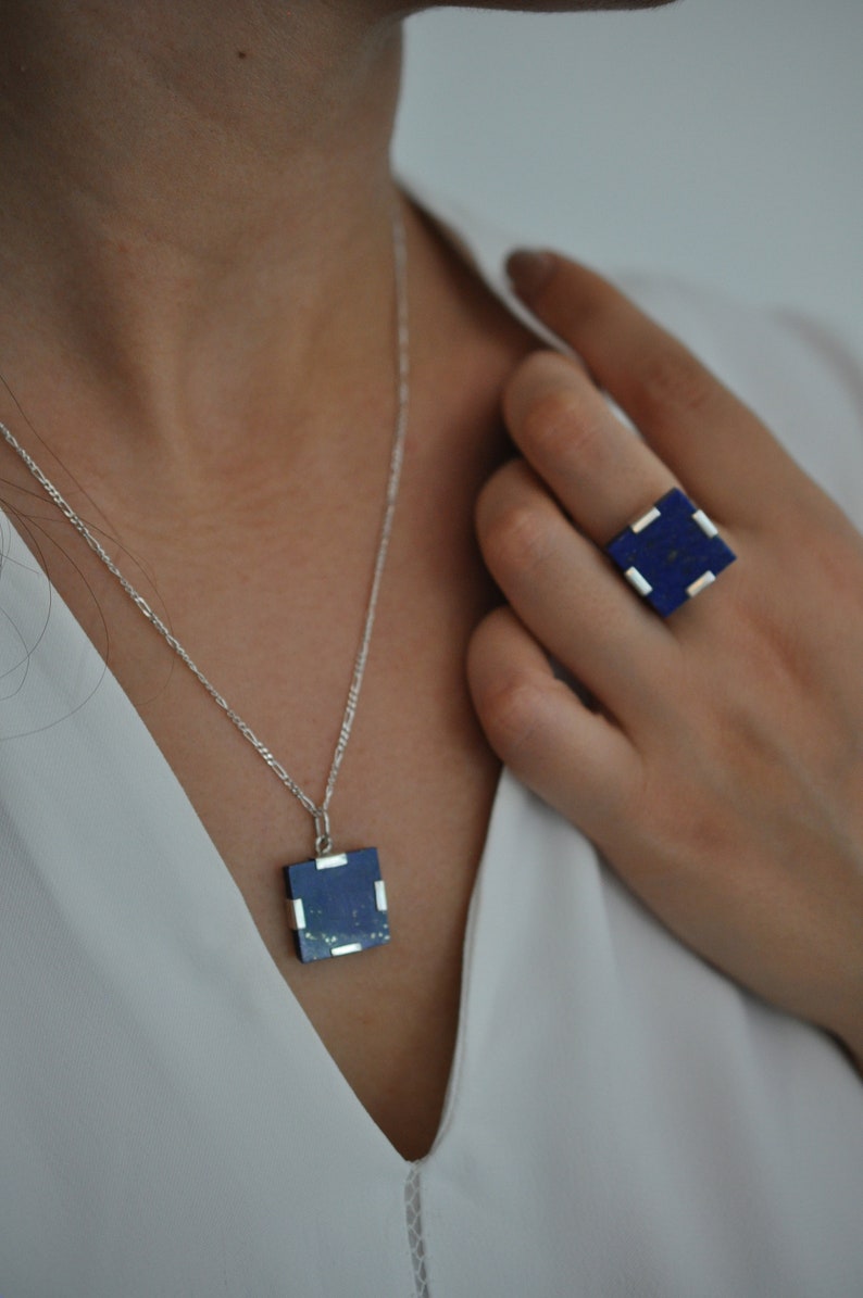 Square silver lapis lazuli ring, silver contemporary ring, lapis lazuli ring, square lapis silver ring, modern natural stone ring image 3