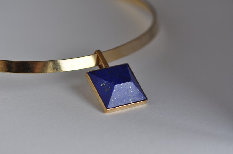 Finest Lapis Lazuli gem on Brass Chocker, Block Modern Statement Chocker, Stylish Minimalist Block Chocker Necklace, Adjustable Handmade image 5