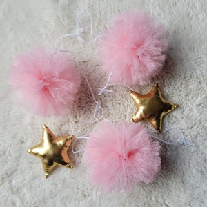 Photo holder pompom garland