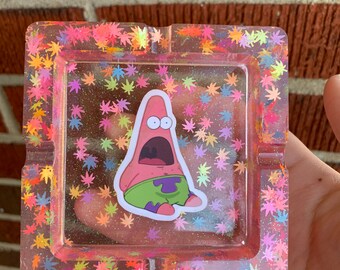 Spongebob Squarepants| Resin Ashtray Epoxy Resin Light Up Ashtray Spongebob Ashtray Bright Yellow Doodlebob LED Light Resin Ashtray