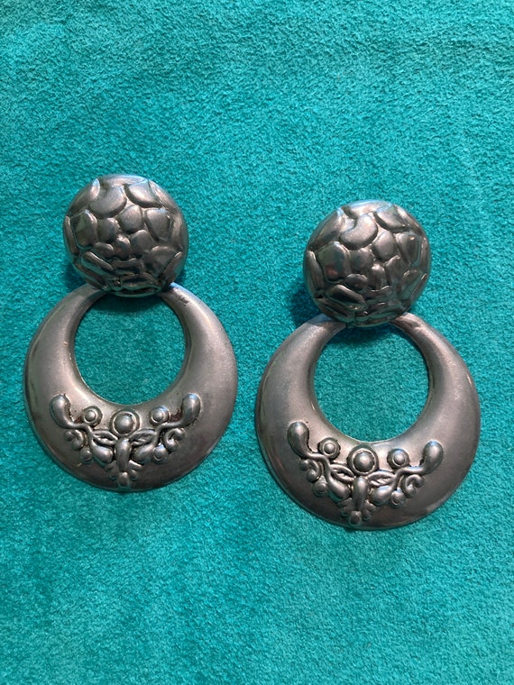 Silver Toned Lot Of 3 Vintage Spanish Style Dangl… - image 4