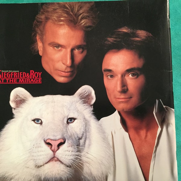 Original Siegfried & Roy At The Mirage Program 1998 Las Vegas Show White Tiger