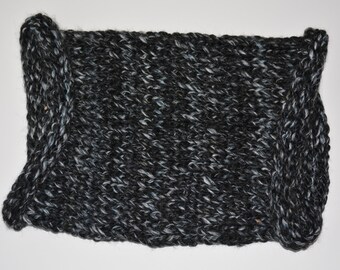 Black and White Hand Loomed Neck Warmer