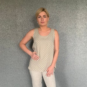 Natuurlijke kleur linnen tanktop voor dames, mouwloze linnen top, gestippeld linnen shirt, casual zomertop, linnen dameskleding, handgemaakt shirt