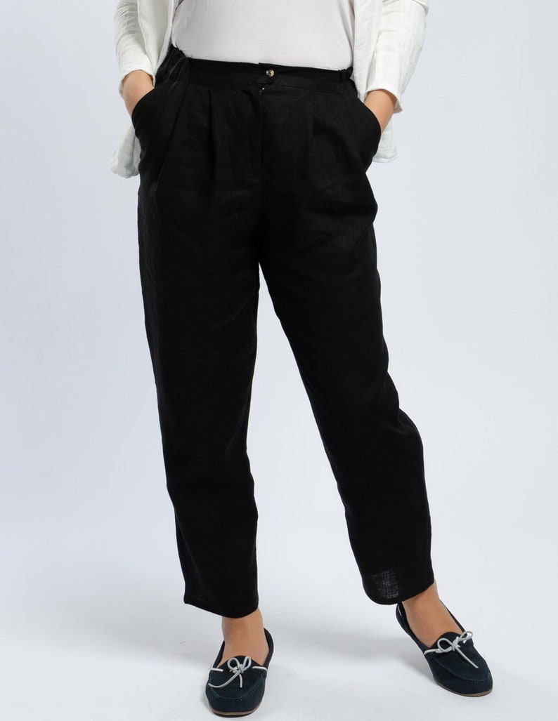 Linen black classic pants with zipper and side pockets, high waisted pants with elastic waistband at the back, comfortable pleated trousers image 4