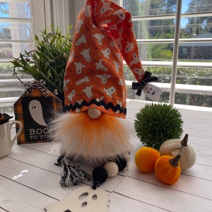 Halloween Boo Gnome *Gost*FallDecor*HalloweenDecor*FallGnome*WitchGnome*CandyCorn*FauxLollipop*HalloweenGnome*tieredtraydecor