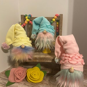 Ruffles Spring Gnomes*HandmadeGnome*SpringDecor*MulticolorBeardGnome*TieredTrayDecor*SummerGnome*EasterGnome*SpringGnome