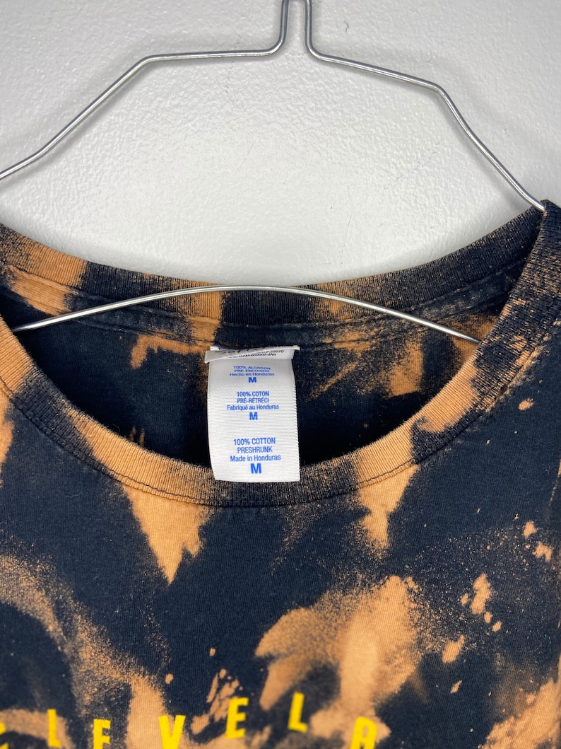Acid washed Cleveland Cavaliers T-Shirt