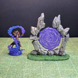 Miniature Portal for D&D - Painted Game Terrain for DnD, Pathfinder, Tabletop Games - 28mm, 32mm - DnD miniatures, DnD accessories