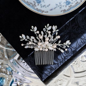 Silver Alluring Pearl Bridal Hair Comb, Clear Rhinestone Hair Comb, Wedding Hair Accessory, Silver Bridal Headpiece  - 7641