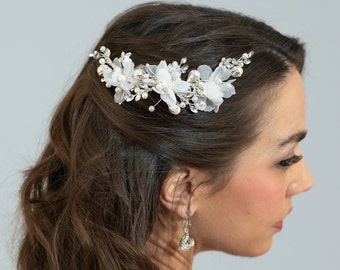 Silver Flower Pearl Bridal Hair Comb, Pearl Hair Comb, Wedding Hair Accessory, Silver Bridal Headpiece  - 9859