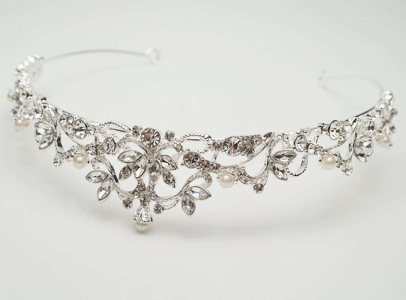 Vintage Silver Wedding Pearl Tiara, Crystal Bridal Headpiece, Royal Filigree Crown, Silver Pearl Wedding Hair Diadem 4024 image 8