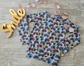 Camisa manga larga talla 110 niño monster truck