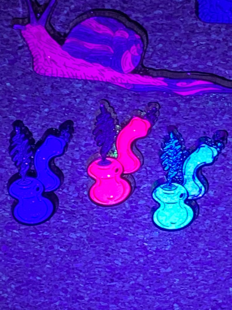 Grateful Bubbler Pin