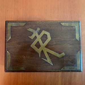 1924 home made mahjongg wooden box and wooden tiles