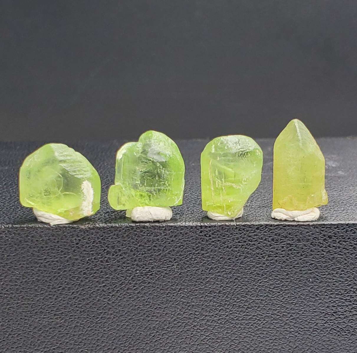 Péridot Naturel Du Pakistan - 4,00 Carats - Couleur Vert/jaune Ovale - Qualité Exceptionnelle - Neuf
