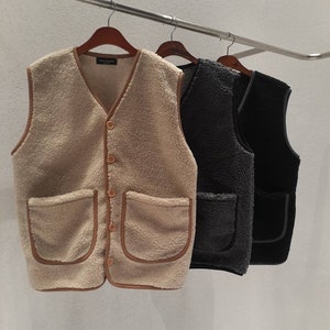 Gender-Neutral Dumble Fleece Open Button Warm Vest with Big Square Pockets Vest for Fall Winter