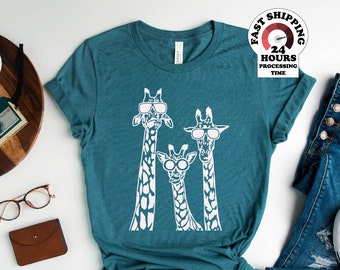 Giraffe Shirt, Giraffe Reader, Animal lover, Nerd Shirt, Zoo Shirt, Sarcastic Tee, Funny Quotes Shirt, Funny Giraffe, Comic Giraffe Shirt