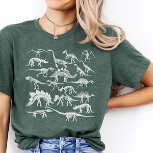 Dinosaur Skeleton Shirt, Dinosaur Skeleton, Vintage Dinosaur Kinds Shirt, Dino Shirt, Gift for Her, Gift for him, Dino Nerd, Dinosaur Gifts