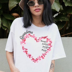 Grandma Heart Shirt, Custom Grandma shirt, Grandma shirt, Grandkids Name Shirt, Gift For Grandma t-shirt, Nana shirt, Mothers Day