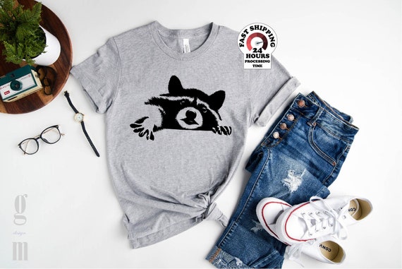 Raccoon Shirt, Cute Raccoon Shirt, Cute Raccoon Tee, Raccoon Graphic Tee, Animal Lover Shirt, Animal Gift, Raccoon Lover Gift,Plus size