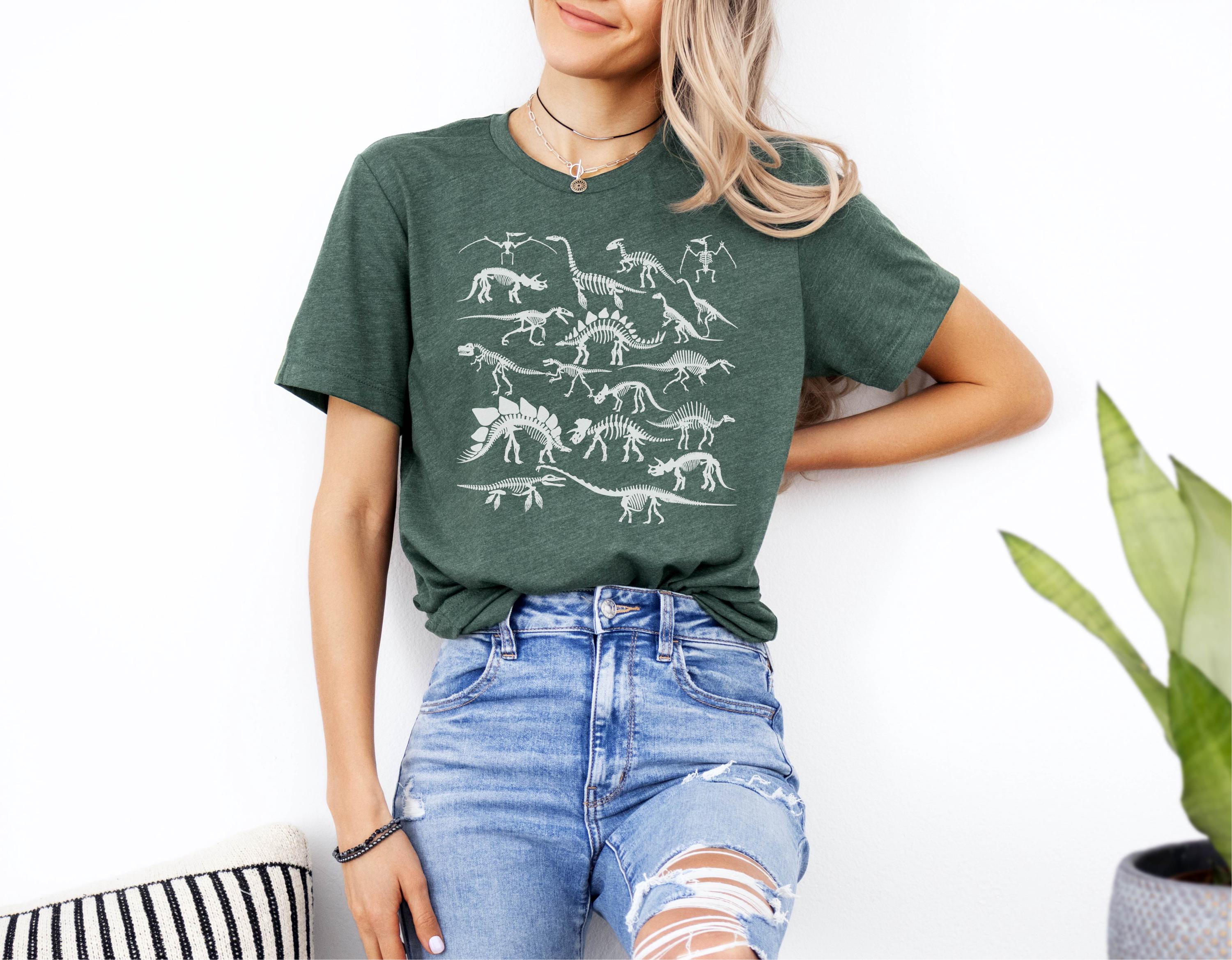 Dinosaur Skeleton Shirt, Dinosaur Skeleton, Vintage Dinosaur Kinds Shirt, Dino Shirt, Gift for Her, Gift for him, Dino Nerd, Dinosaur Gifts