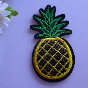 Stryk-på broderad ananas-patch med klistermärken