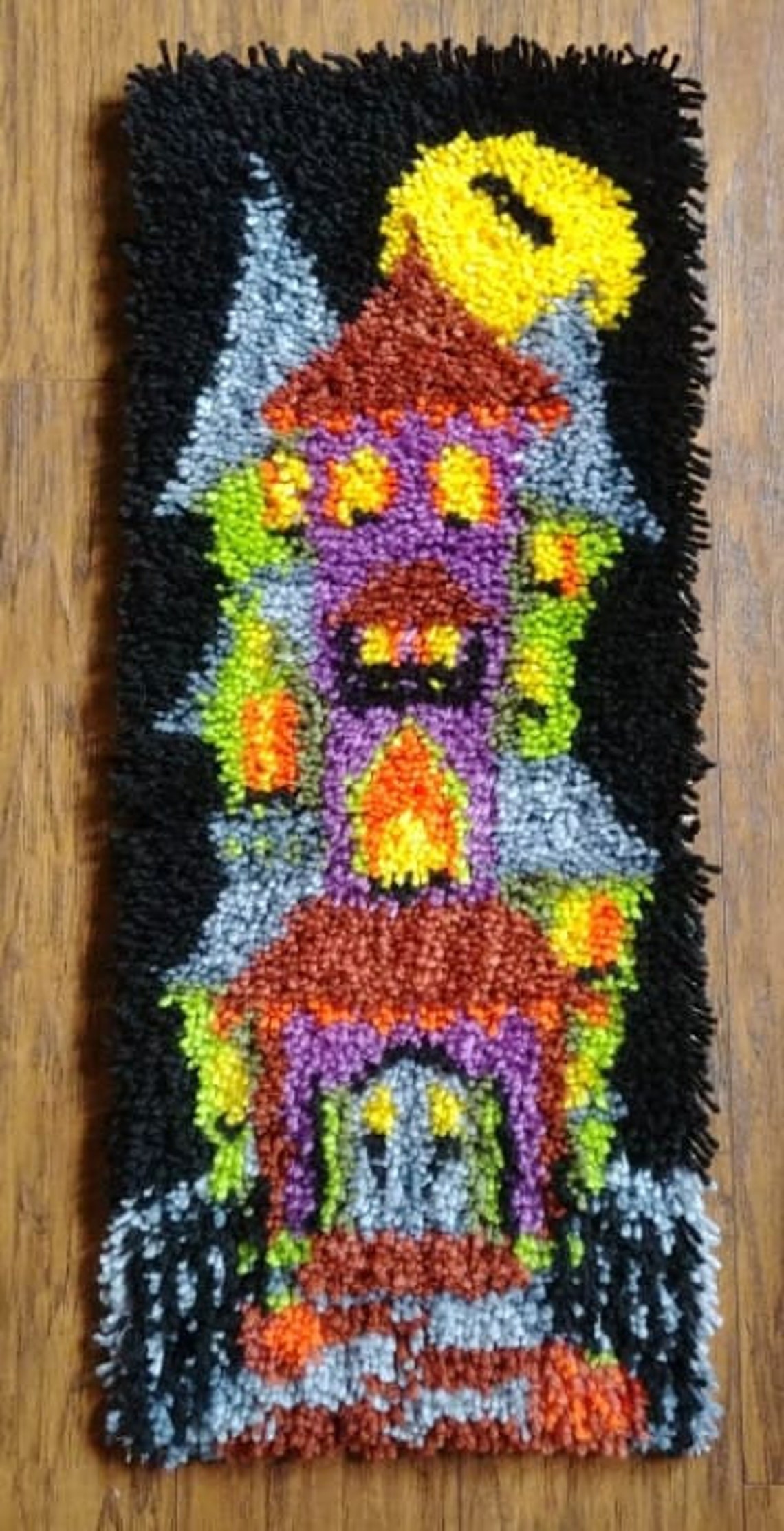 Haunted House Latch Hook Rug Finished Halloween Haunted Etsy