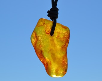 Large Amber Pendant/ Raw Baltic Amber stone/ Clear Amber Amulet/ Bernstein Kette/Pendant for Women or Men