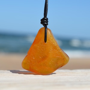 Baltic amber pendant, natural amber stone, bernstein kette, gift idea for men or women