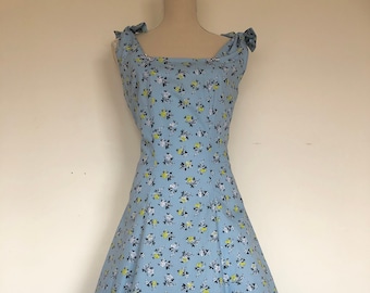 1950's Blue Floral Print Sun Dress - Original 50's Sewing Pattern - Sz 8-10Aus (approx)