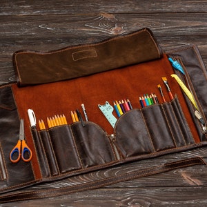 Leather Artist Roll, Brush Roll Up, Pencil Roll Case, Artist Tool Roll, Leather Pencil Roll, Paint Brush Holder, Personalized Paint Roll