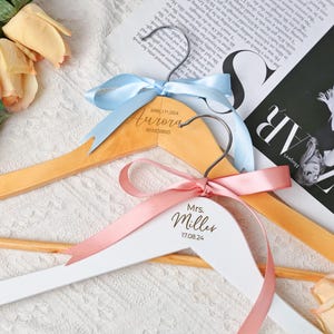Personalized Bride Hangers, Wedding Hangers for Wedding Dress, Custom Non-Slip Hanger, Flower Girl, Bridesmaid, Maid of Honor Gifts