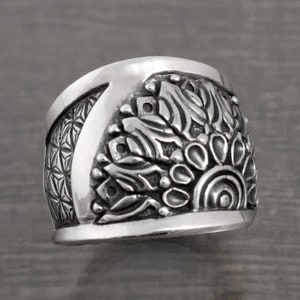 Mandala ring