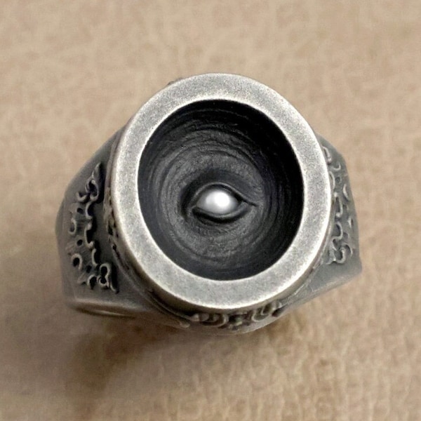 Cyclops Ring