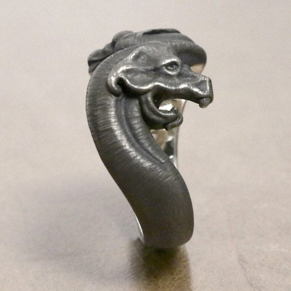 Draco-Ring