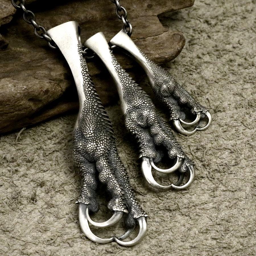 Flower of Claw Pendant S, M, L - Etsy Canada