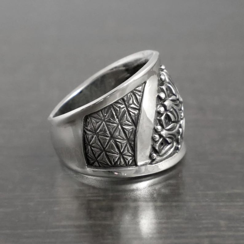 Mandala ring image 9