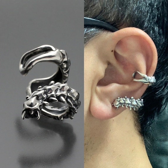SFD / Centipede Ear Cuff / Giftrover Model - Etsy