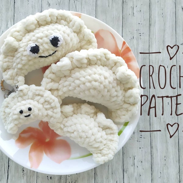 Stuffed gyoza crochet pattern, pierogi ornaments amigurumi, easy quick crochet playfood pattern, dumpling stuffed adjustable size