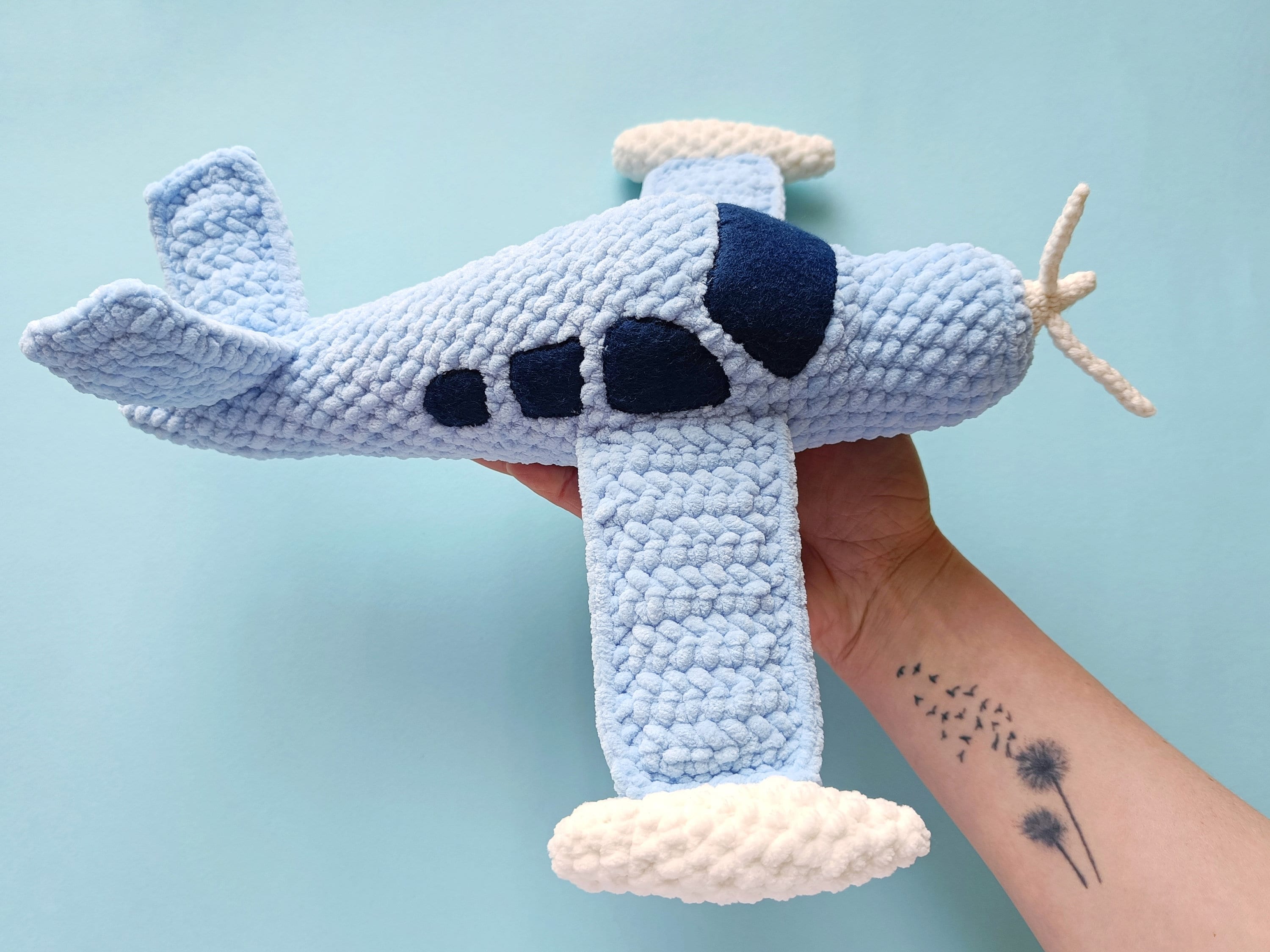 Maison Kinema コードバン crochet Pablo Vinci Crochet Pattern Airplane Like Bonanza Beechcraft With V-tail