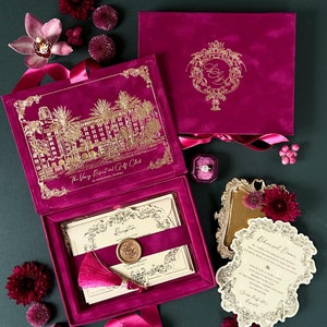 Luxus-Einladungsbox - Hochzeit am Urlaubsort - Skizze des Veranstaltungsortes - Fuchsia Samt-Einladung