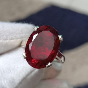 20.35 carat top quality red garnet gemstone ring, oval cut large gemstone ring, solid silver 13x18mm gemstone size ring, ring for wife