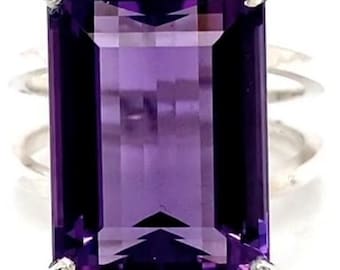 Sterling Silver Emerald Cut Amethyst Ring: 16.18 Carats