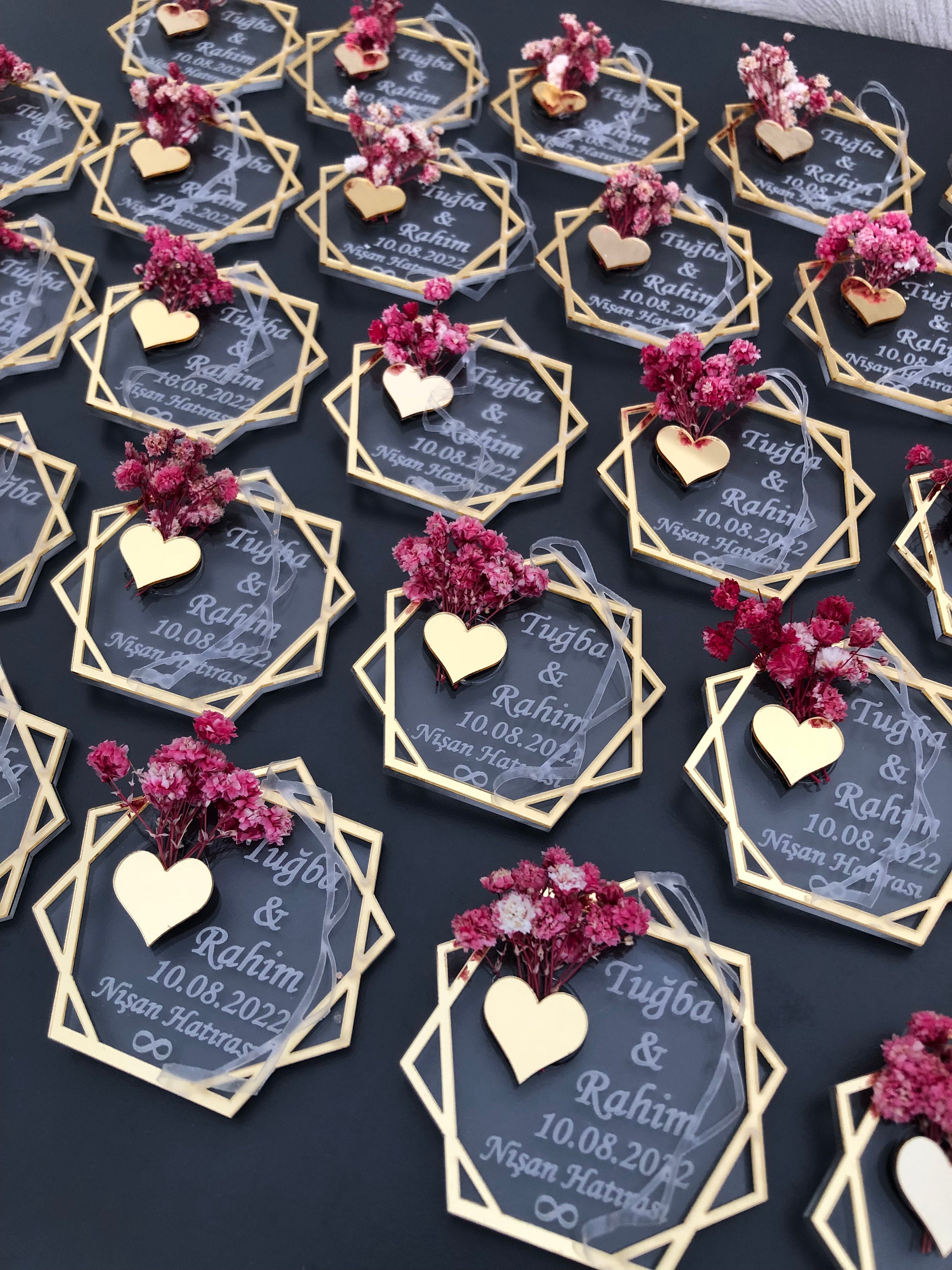 Wedding Magnet, Wedding Favors, Engagement Favors, Anniversary Favors, Plexiglass Magnet