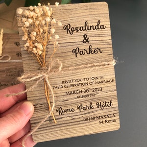 Holz & Trockenblumen Hochzeitseinladung, Hochzeitseinladungen, Rustikale Hochzeiten, Blumeneinladung