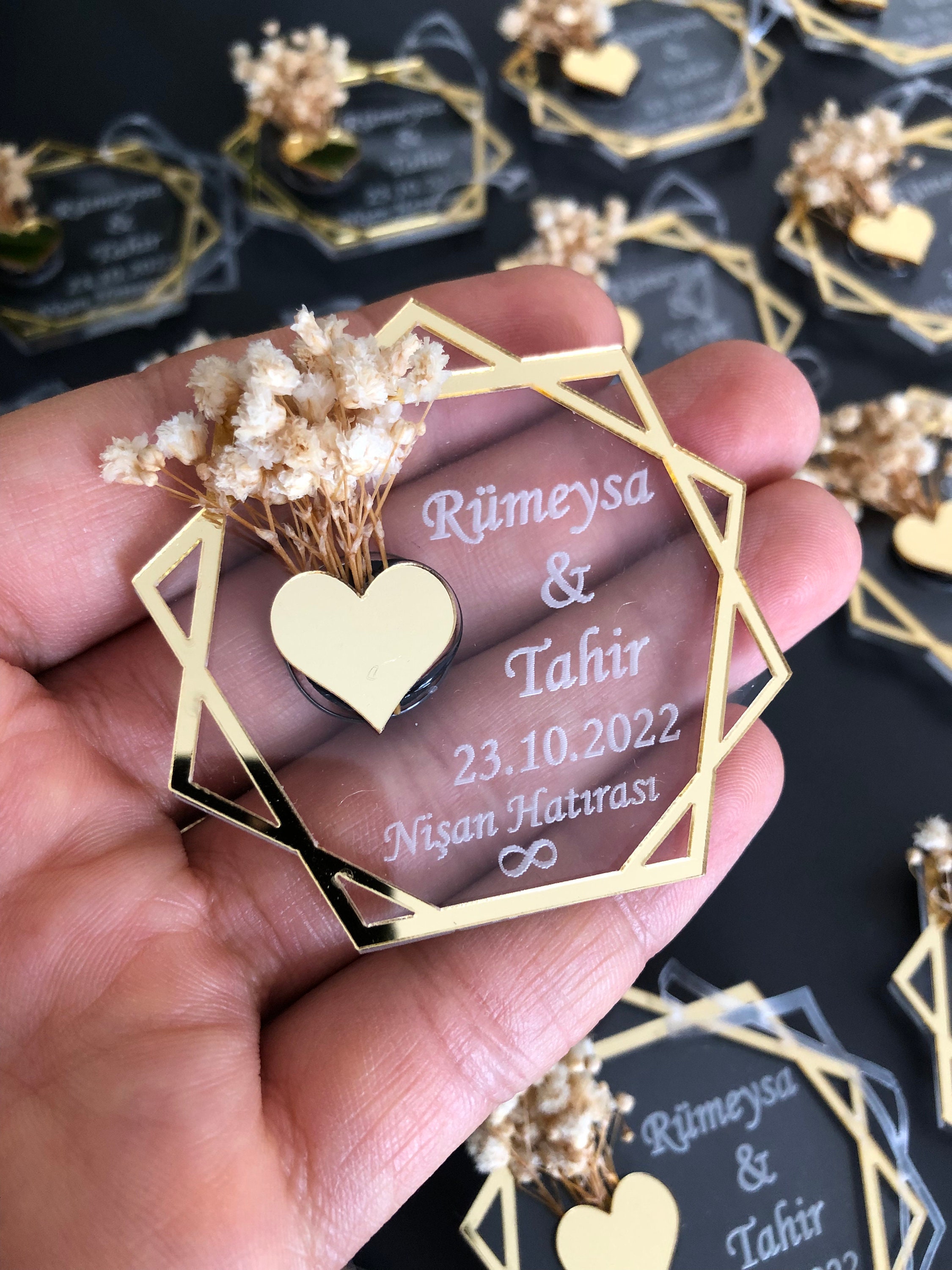 Wedding Magnet, Wedding Favors, Engagement Favors, Anniversary Favors, Plexiglass Magnet
