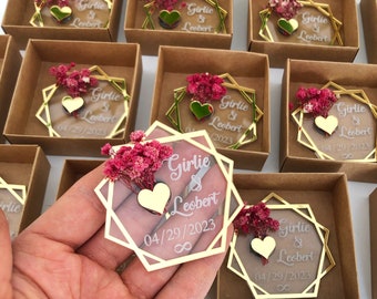 Personalized Plexiglass Wedding Magnet Favors